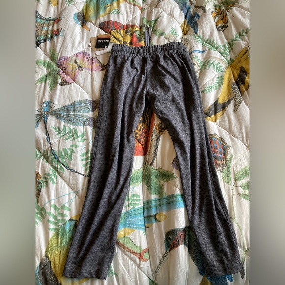 Girls Reebok gray jersey pants - Picture 8 of 8